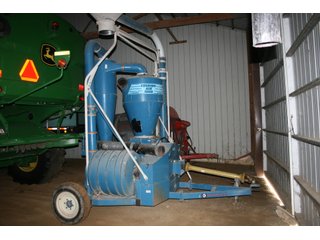 Property photo 121 - AREA FARMERS EQUIPMENT AUCTION IN WHITLEY COUNTY, INDIANA