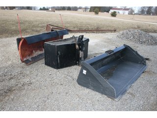 Property photo 131 - AREA FARMERS EQUIPMENT AUCTION IN WHITLEY COUNTY, INDIANA