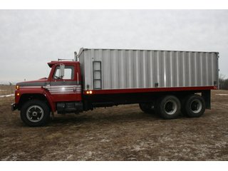 Property photo 164 - AREA FARMERS EQUIPMENT AUCTION IN WHITLEY COUNTY, INDIANA
