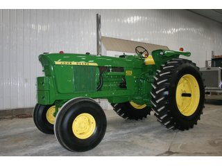 Property photo 1 - AREA FARMERS EQUIPMENT AUCTION IN WHITLEY COUNTY, INDIANA
