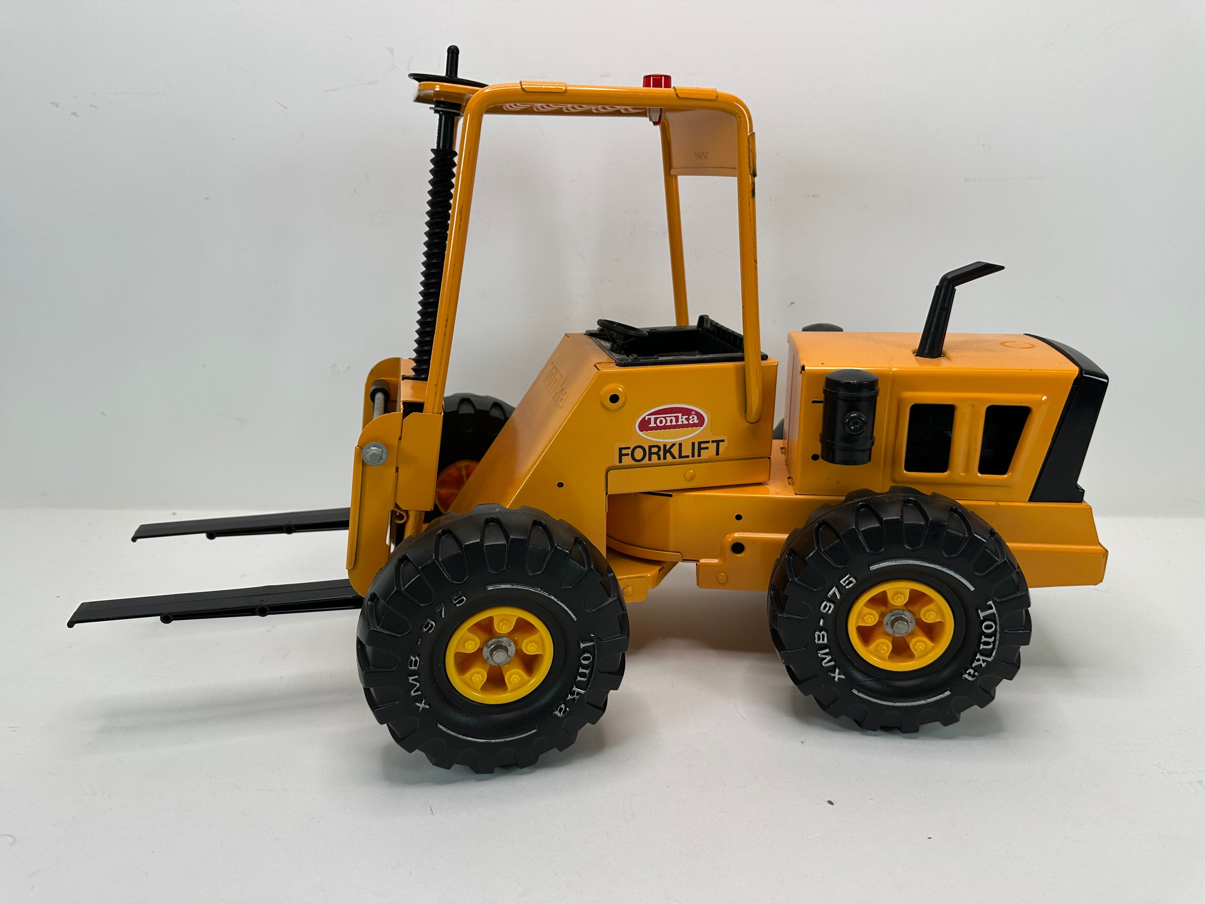Property photo 55 - TIMED ONLINE ONLY PERSONAL PROPERTY AUCTION - MONROEVILLE, IN
