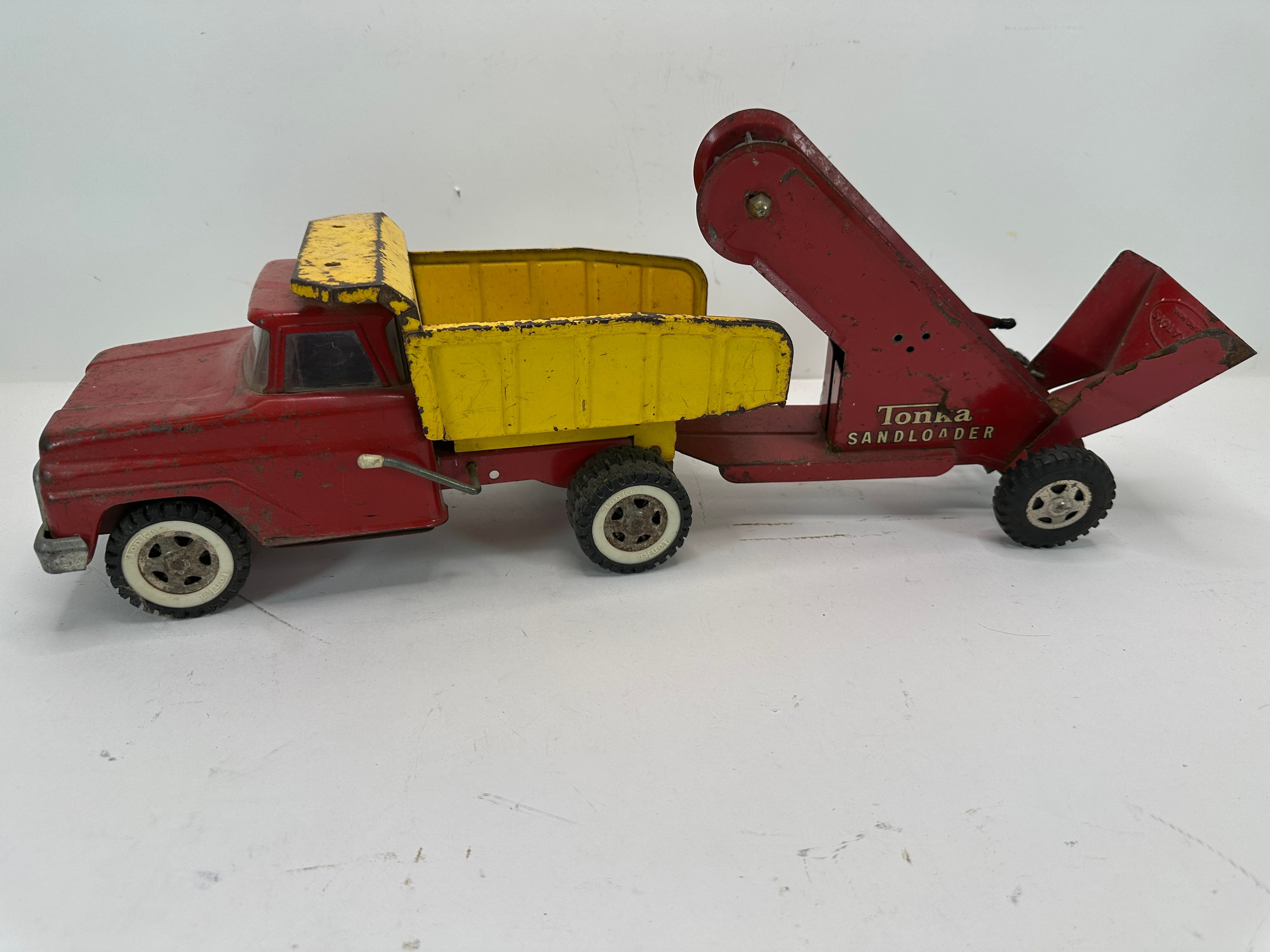 Property photo 49 - TIMED ONLINE ONLY PERSONAL PROPERTY AUCTION - MONROEVILLE, IN