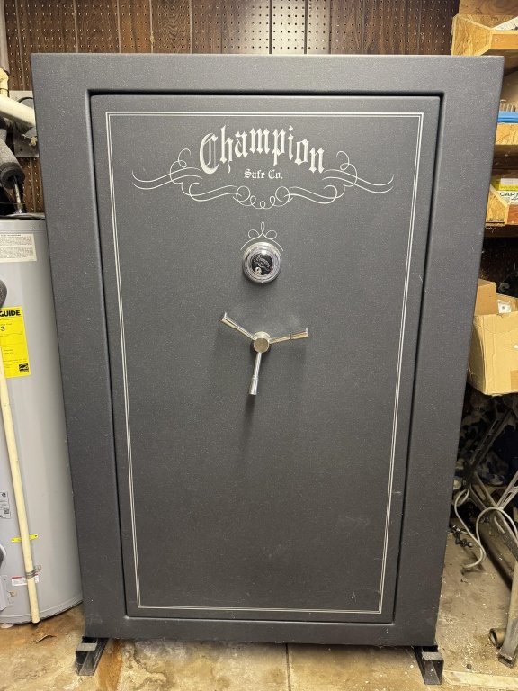 Property photo 55 - TIMED ONLINE VINTAGE FIREARM, MILITARY AND COLLECTIBLES AUCTION IN ALLEN COUNTY INDIANA