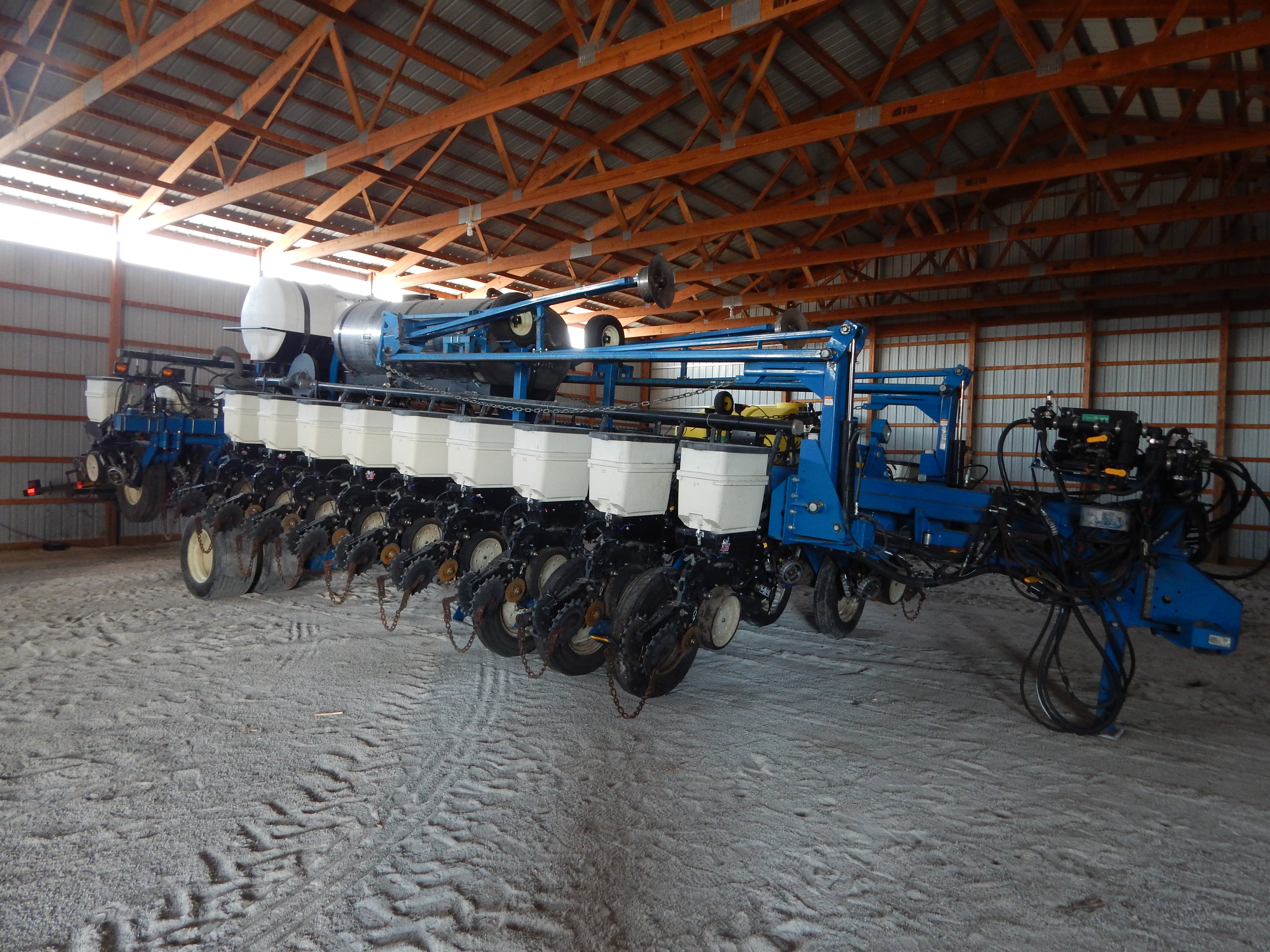 Property photo 5 - FARM EQUIPMENT AUCTION IN PULASKI COUNTY INDIANA