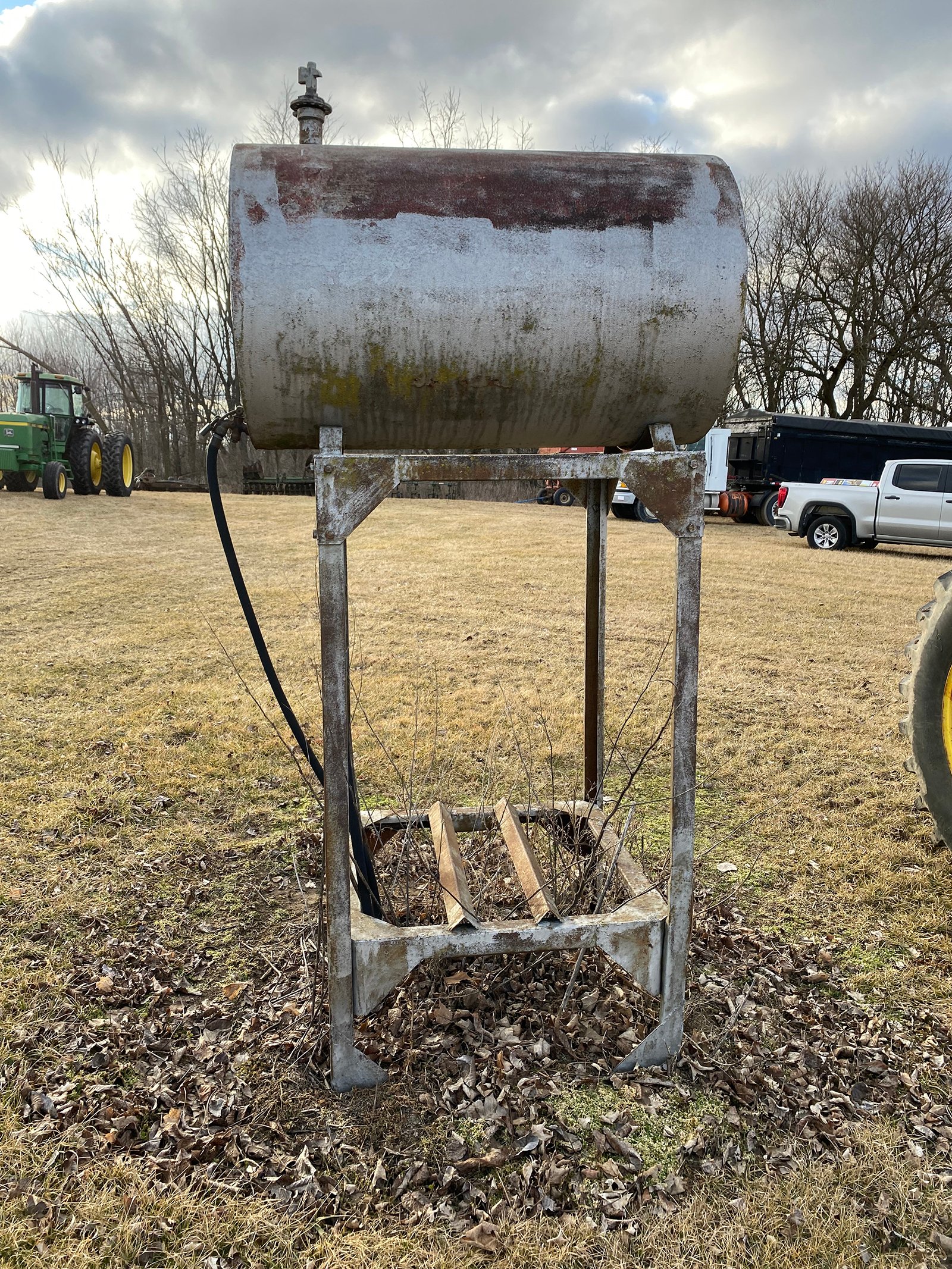 Property photo 17 - FARM EQUIPMENT AUCTION IN DEKALB COUNTY INDIANA