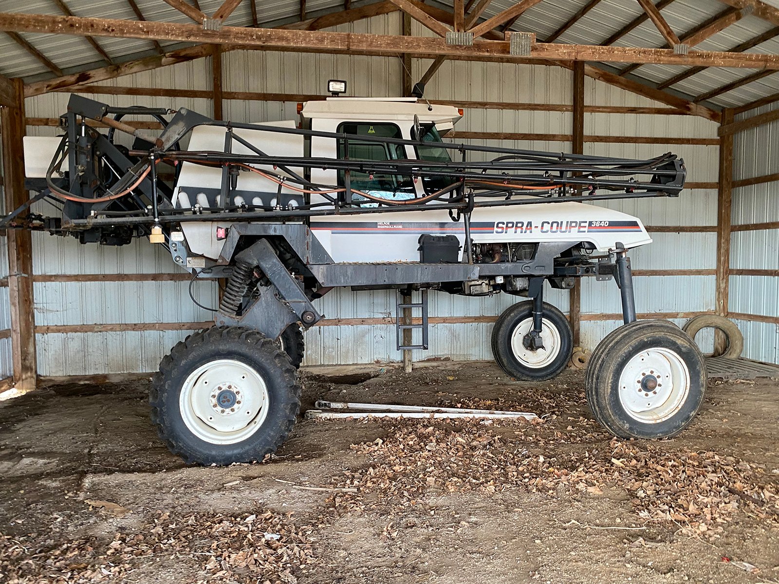 Property photo 18 - FARM EQUIPMENT AUCTION IN DEKALB COUNTY INDIANA