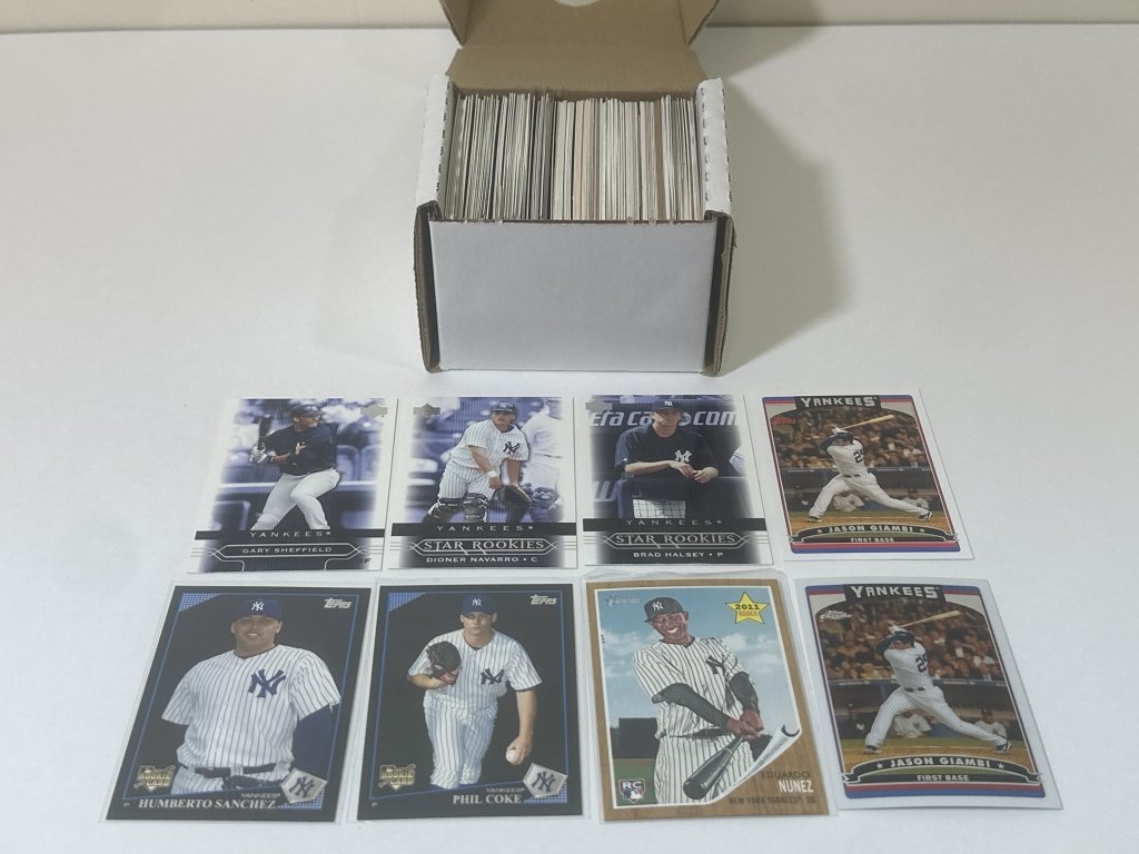 Property photo 52 - VINTAGE SPORTS CARDS AND MEMORABILIA AUCTION IN ALLEN COUNTY INDIANA
