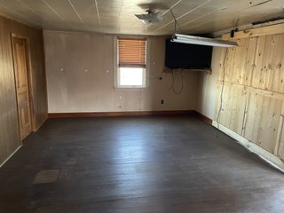 Property photo 9 - REAL ESTATE AUCTION IN LAFAYETTE COUNTY WISCONSIN