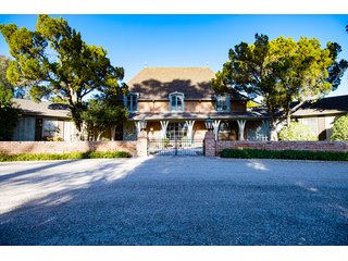 Property photo 41 - The Gardens on Fort Lowell Auction - 16+/- Acre Oasis Under the
Catalina Mountains in Tucson, AZ