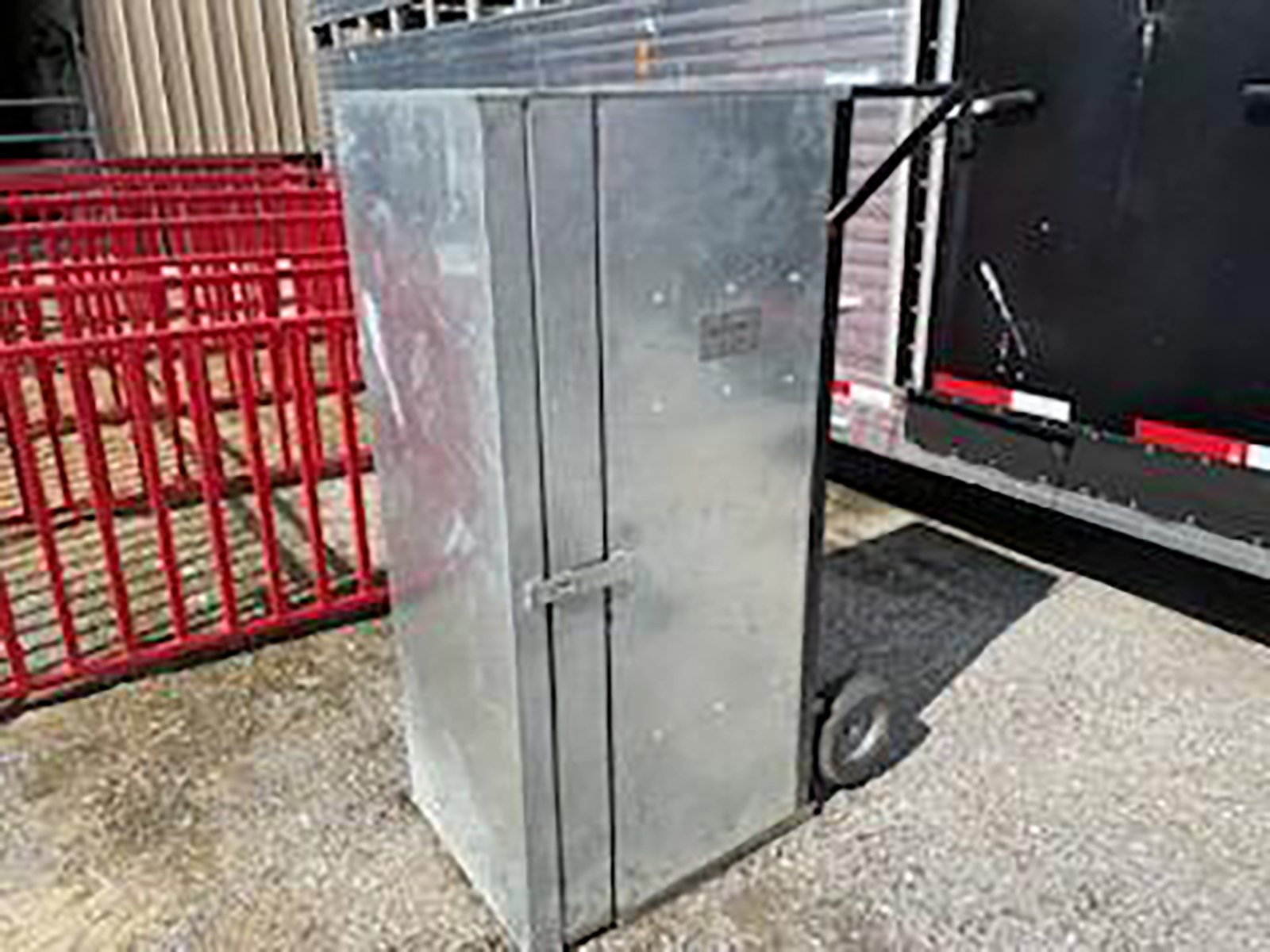 Property photo 7 - TIMED ONLINE ONLY FARM EQUIPMENT AUCTION