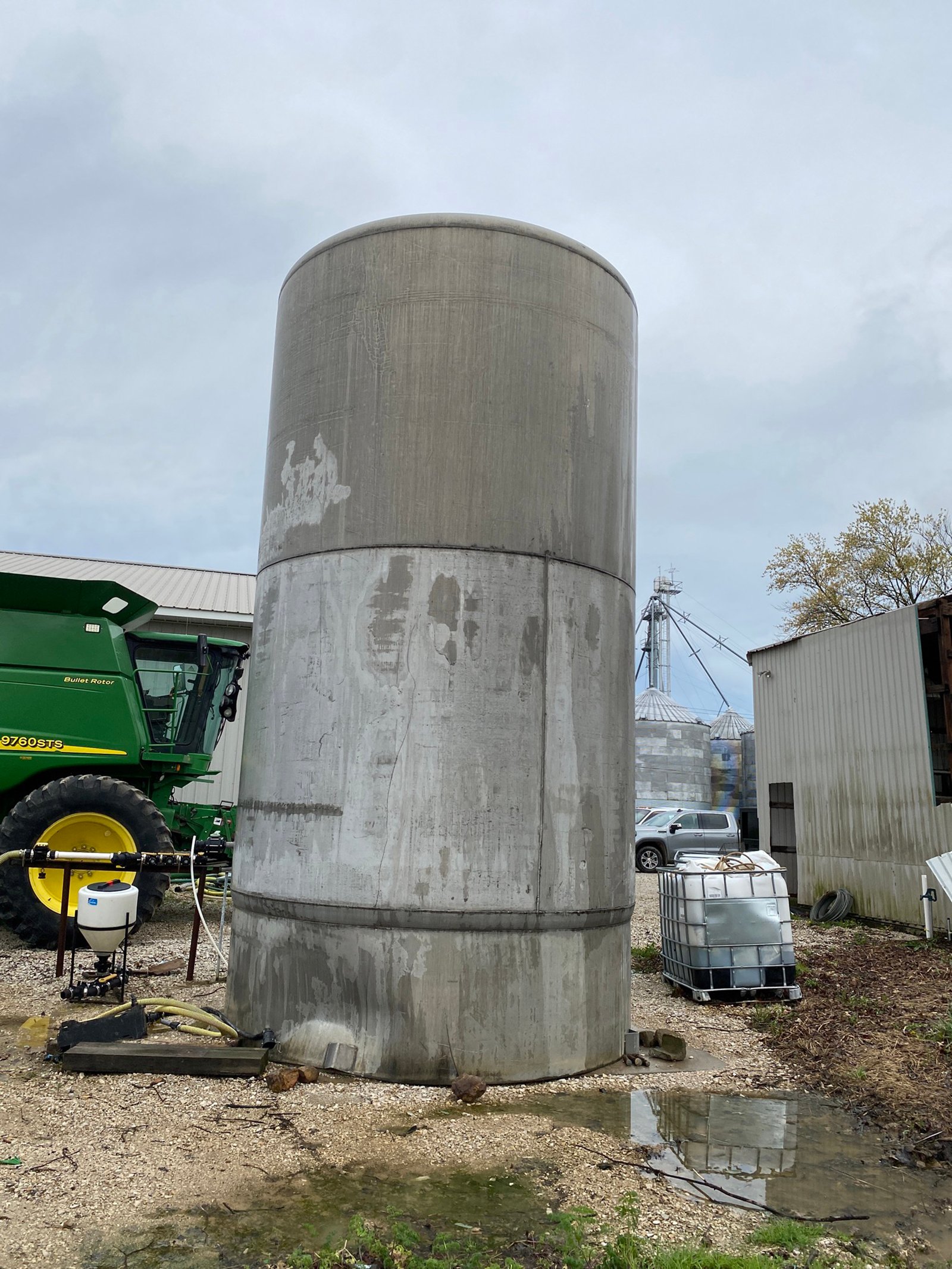 Property photo 56 - FARM EQUIPMENT AUCTION IN DAVIESS COUNTY INDIANA
