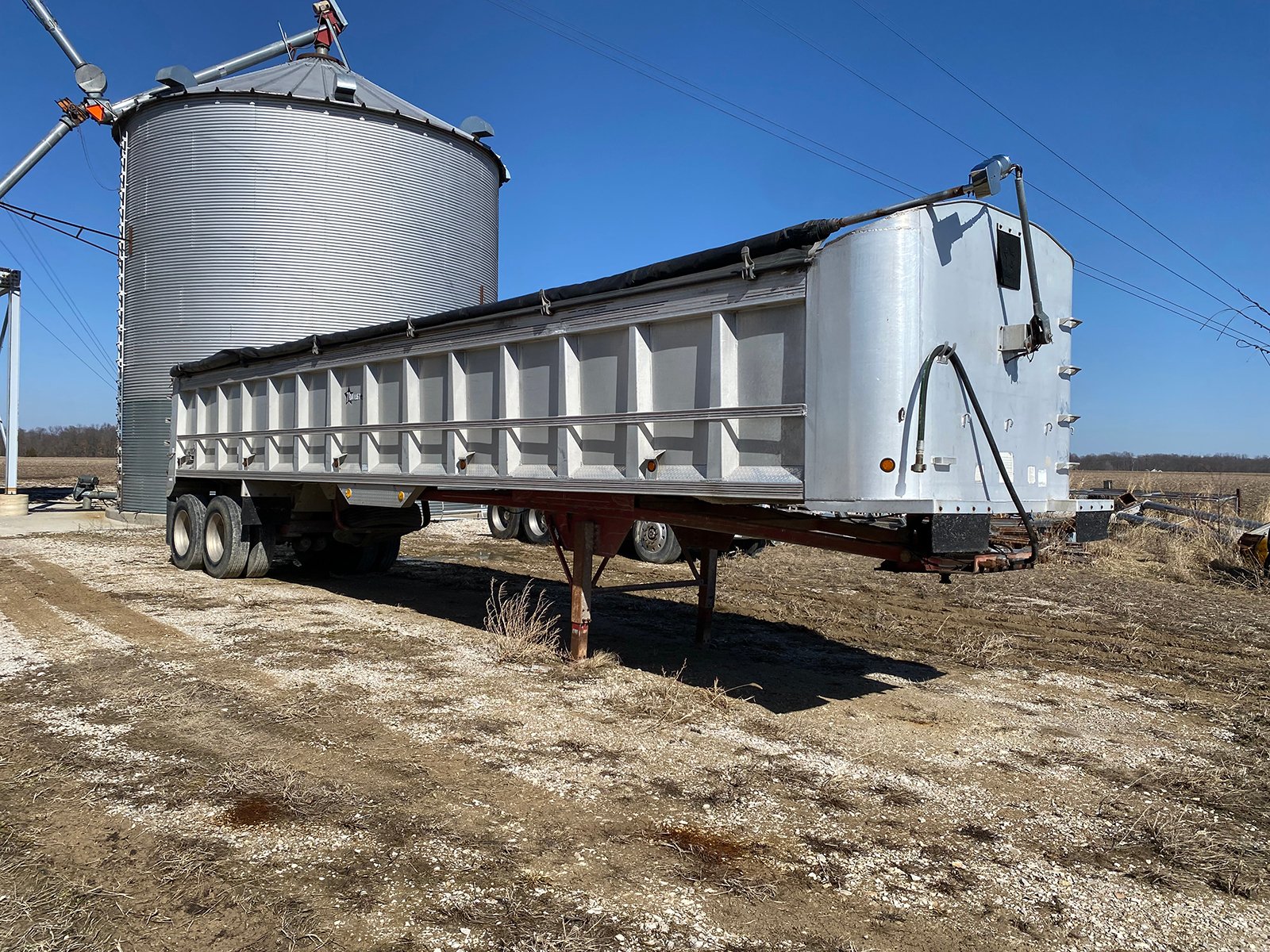 Property photo 9 - FARM EQUIPMENT AUCTION IN DAVIESS COUNTY INDIANA