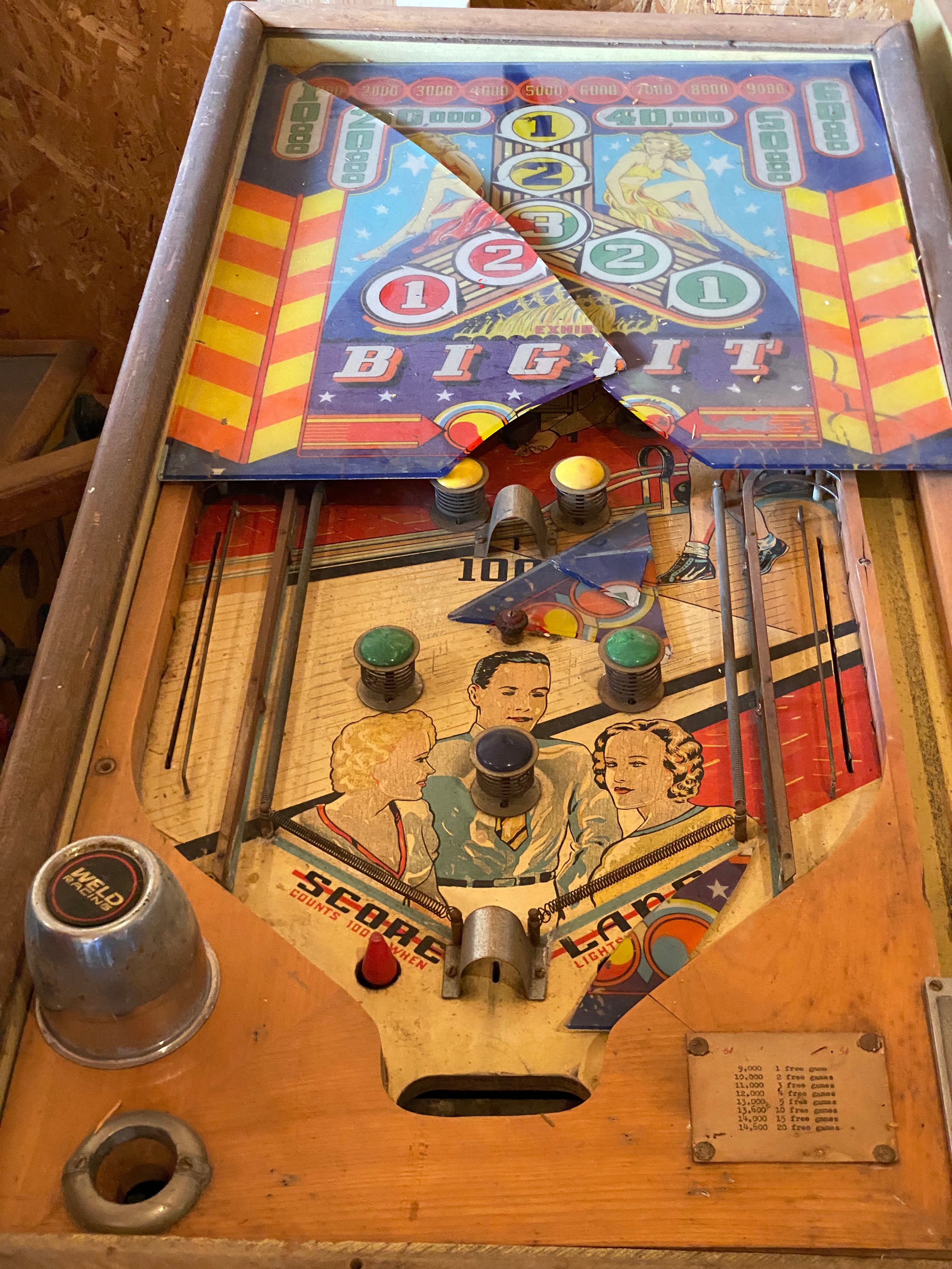 Property photo 5 - TIMED ONLINE ONLY Vintage Pin Ball and Coca Cola Collection AUCTION IN STEUBEN COUNTY, INDIANA