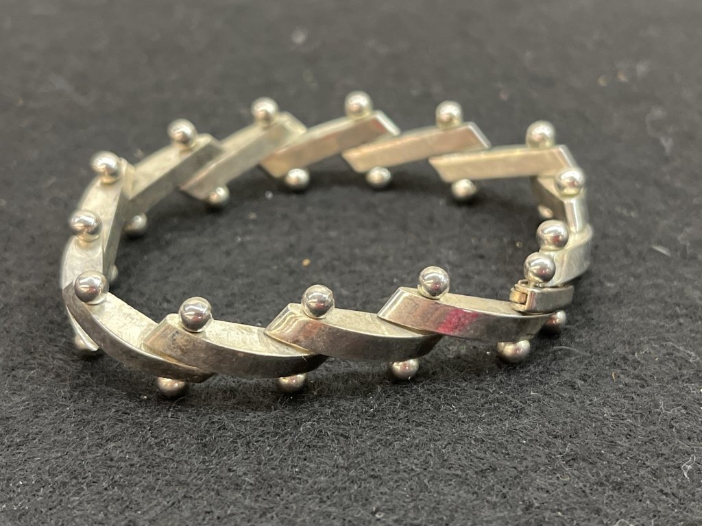 Property photo 93 - TIMED ONLINE ONLY PERSONAL PROPERTY AUCTION IN ALLEN COUNTY, INDIANA