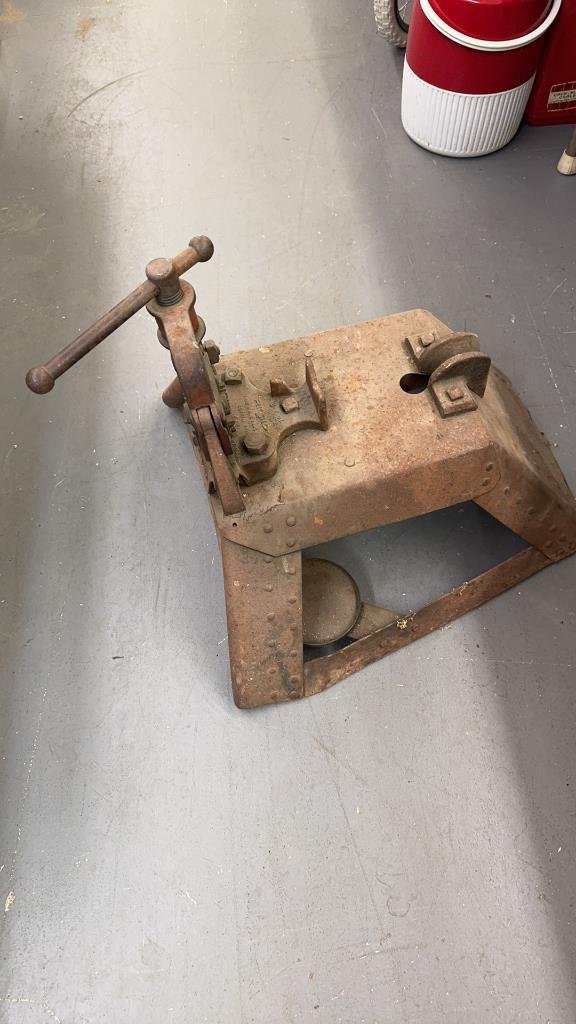Property photo 152 - TIMED ONLINE ONLY PERSONAL PROPERTY AUCTION IN ALLEN COUNTY, INDIANA