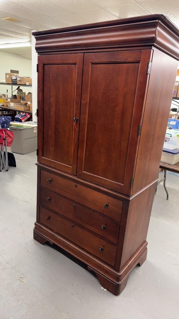 Property photo 344 - TIMED ONLINE ONLY PERSONAL PROPERTY AUCTION IN ALLEN COUNTY, INDIANA