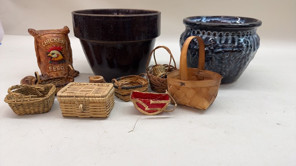 Property photo 400 - TIMED ONLINE ONLY PERSONAL PROPERTY AUCTION IN ALLEN COUNTY, INDIANA