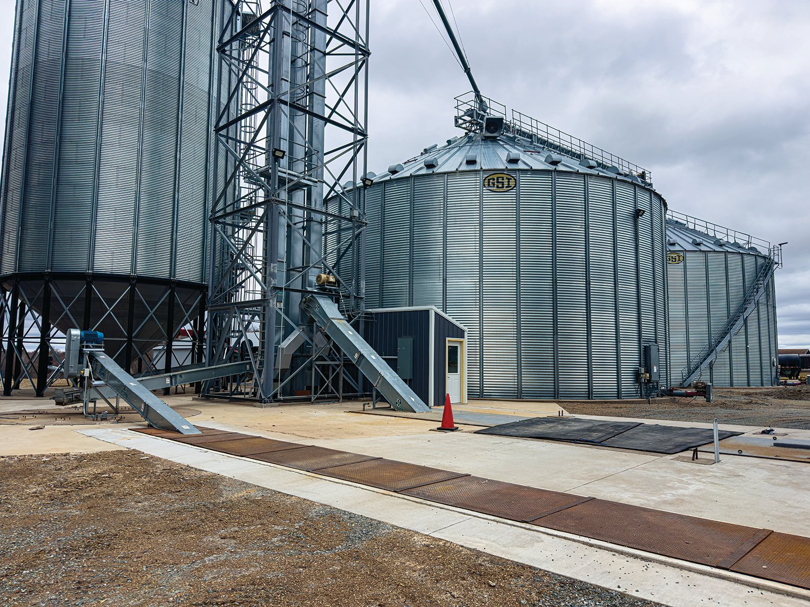 Property photo 47 - SEALED BID - 818,000 BU. GRAIN SYSTEM AND 12,600 SQ. FT. SHOP OFFERED IN 2 TRACTS IN CLARK COUNTY, WISCONSIN