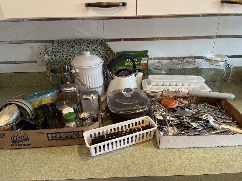 Property photo 423 - TIMED ONLINE ONLY PERSONAL PROPERTY AUCTION IN DEKALB COUNTY INDIANA