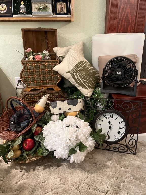 Property photo 583 - TIMED ONLINE ONLY PERSONAL PROPERTY AUCTION IN DEKALB COUNTY INDIANA