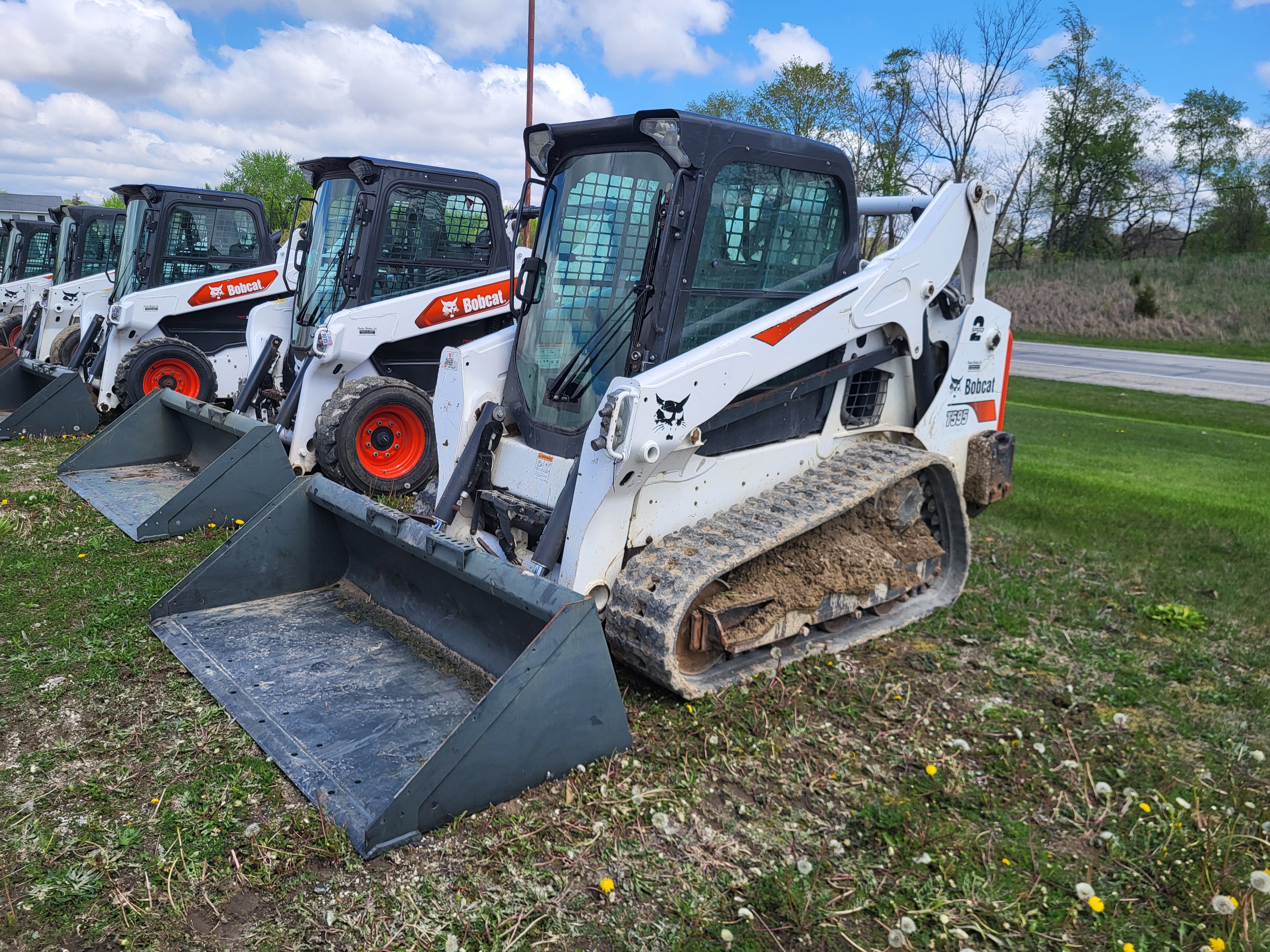 Property photo 1 - FARM EQUIPMENT AUCTION IN NOBLE COUNTY, INDIANA