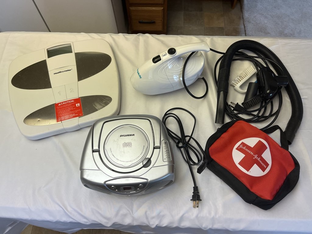 Property photo 112 - TIMED ONLINE ONLY PERSONAL PROPERTY AUCTION IN ALLEN COUNTY, INDIANA
