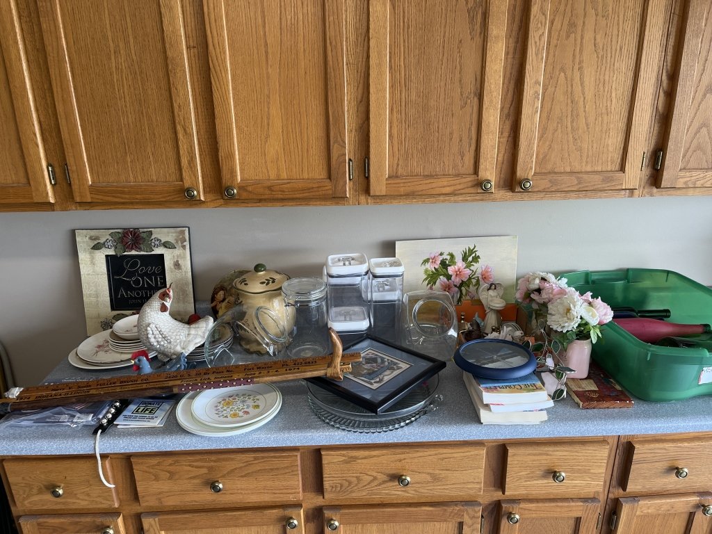 Property photo 129 - TIMED ONLINE ONLY PERSONAL PROPERTY AUCTION IN ALLEN COUNTY, INDIANA