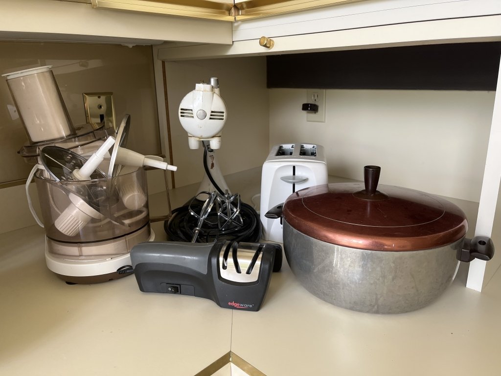 Property photo 370 - TIMED ONLINE ONLY PERSONAL PROPERTY AUCTION IN ALLEN COUNTY, INDIANA