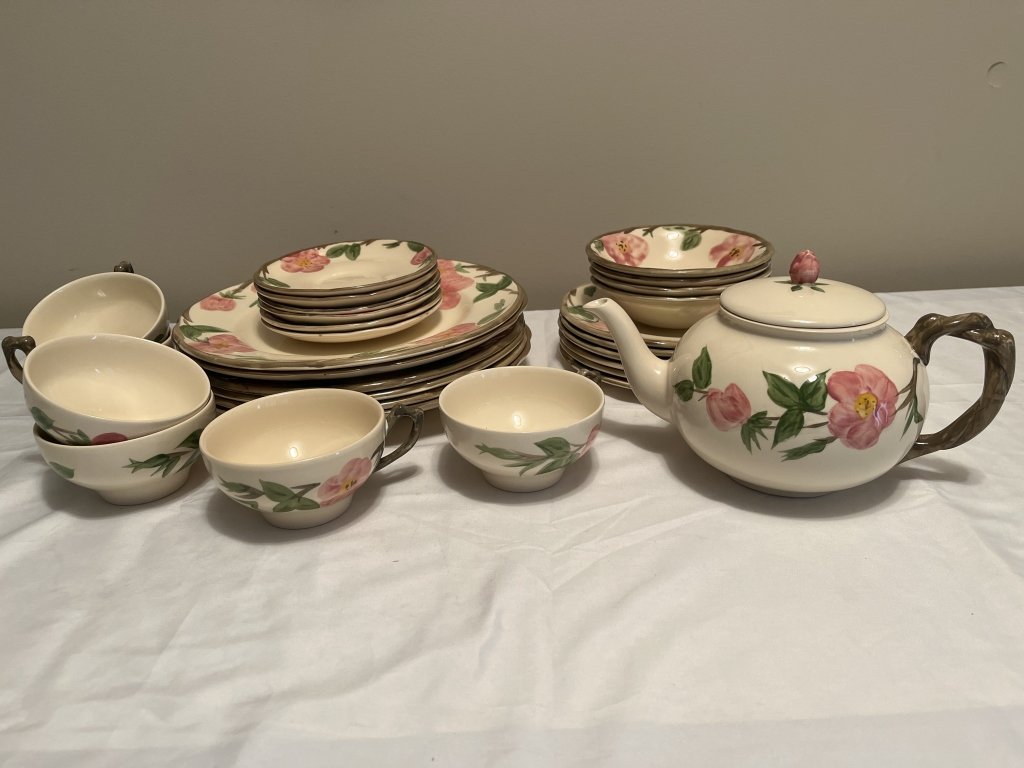Property photo 153 - TIMED ONLINE ONLY PERSONAL PROPERTY AUCTION IN ALLEN COUNTY INDIANA