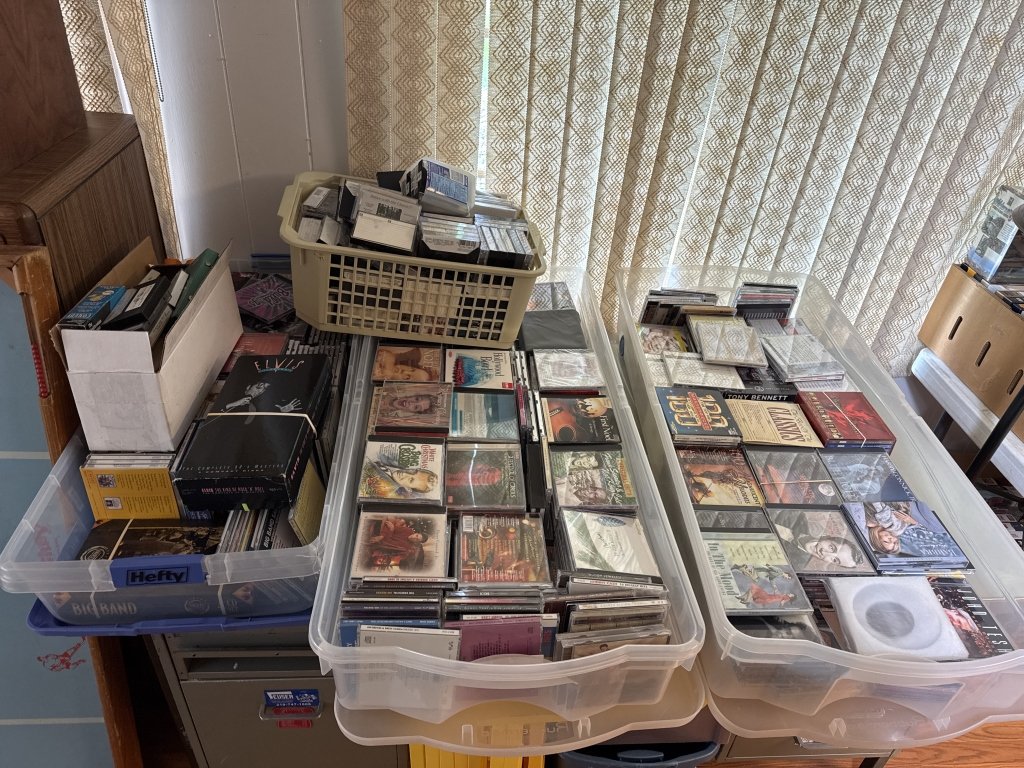Property photo 282 - TIMED ONLINE ONLY PERSONAL PROPERTY AUCTION IN ALLEN COUNTY INDIANA