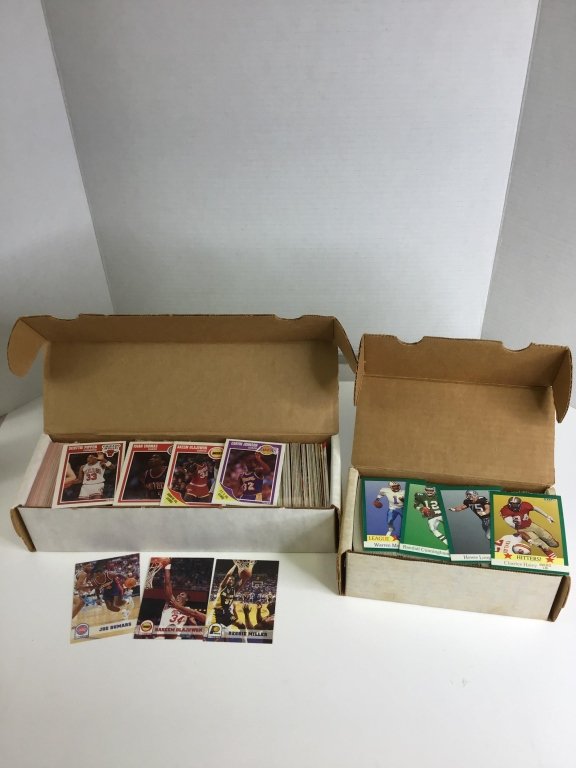 Property photo 323 - TIMED ONLINE ONLY SPORTS CARDS AUCTION IN ALLEN COUNTY INDIANA