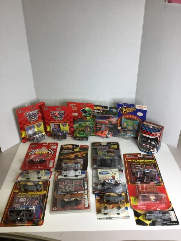 Property photo 514 - TIMED ONLINE ONLY SPORTS CARDS AUCTION IN ALLEN COUNTY INDIANA