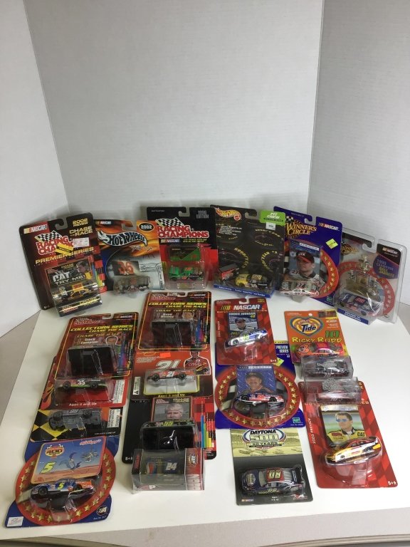 Property photo 516 - TIMED ONLINE ONLY SPORTS CARDS AUCTION IN ALLEN COUNTY INDIANA