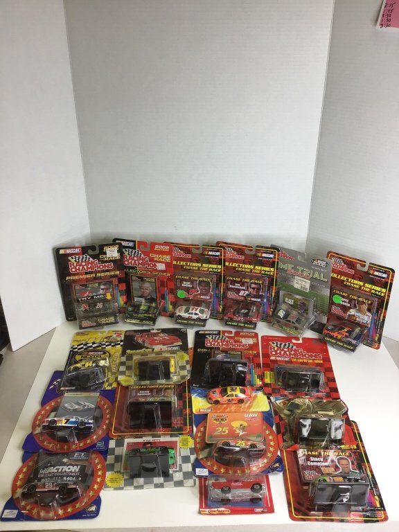 Property photo 517 - TIMED ONLINE ONLY SPORTS CARDS AUCTION IN ALLEN COUNTY INDIANA