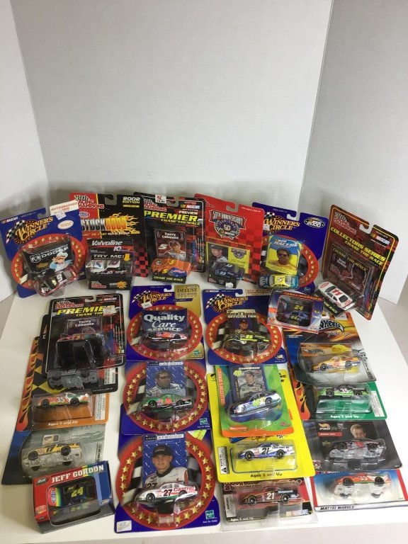 Property photo 519 - TIMED ONLINE ONLY SPORTS CARDS AUCTION IN ALLEN COUNTY INDIANA