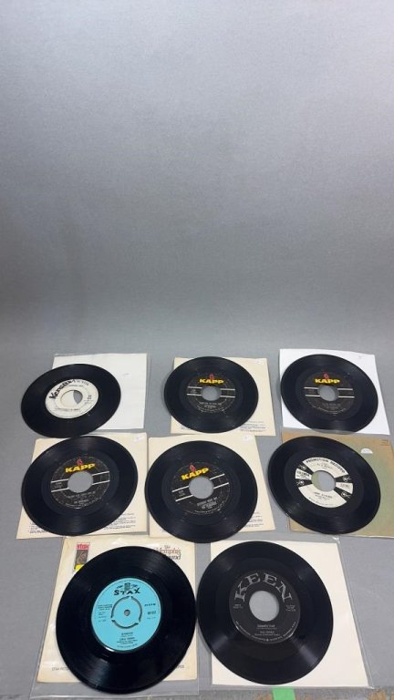 Property photo 9 - TIMED ONLINE ONLY MUSIC LEGENDS MEMORABILIA AUCTION IN ALLEN COUNTY INDIANA