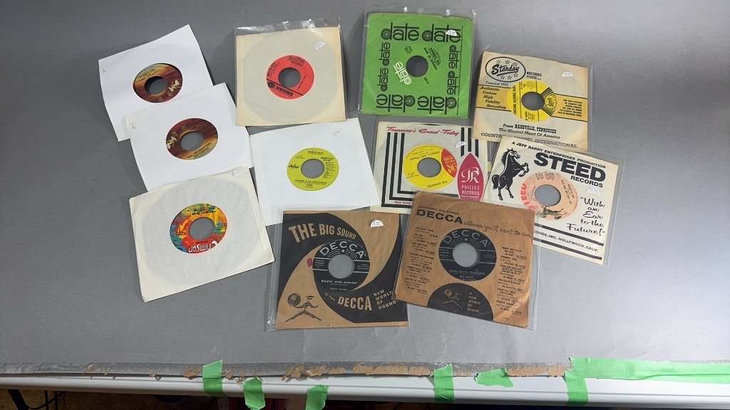 Property photo 17 - TIMED ONLINE ONLY MUSIC LEGENDS MEMORABILIA AUCTION IN ALLEN COUNTY INDIANA