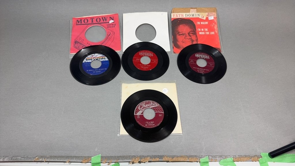 Property photo 19 - TIMED ONLINE ONLY MUSIC LEGENDS MEMORABILIA AUCTION IN ALLEN COUNTY INDIANA