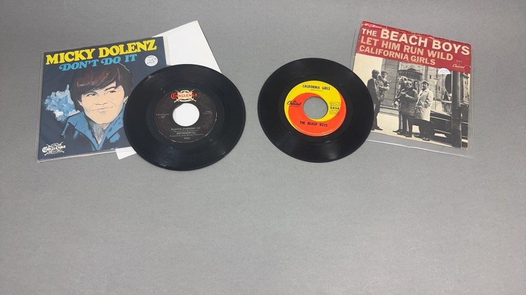 Property photo 47 - TIMED ONLINE ONLY MUSIC LEGENDS MEMORABILIA AUCTION IN ALLEN COUNTY INDIANA