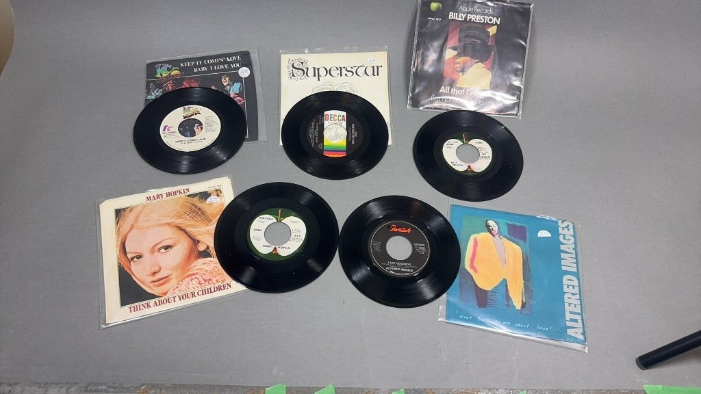 Property photo 48 - TIMED ONLINE ONLY MUSIC LEGENDS MEMORABILIA AUCTION IN ALLEN COUNTY INDIANA