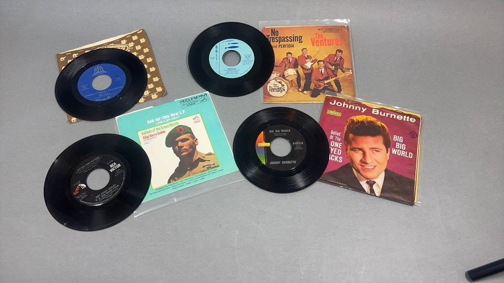 Property photo 50 - TIMED ONLINE ONLY MUSIC LEGENDS MEMORABILIA AUCTION IN ALLEN COUNTY INDIANA