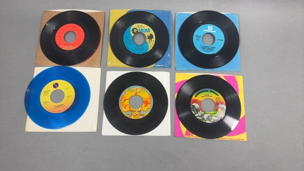 Property photo 63 - TIMED ONLINE ONLY MUSIC LEGENDS MEMORABILIA AUCTION IN ALLEN COUNTY INDIANA