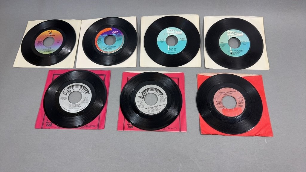 Property photo 64 - TIMED ONLINE ONLY MUSIC LEGENDS MEMORABILIA AUCTION IN ALLEN COUNTY INDIANA