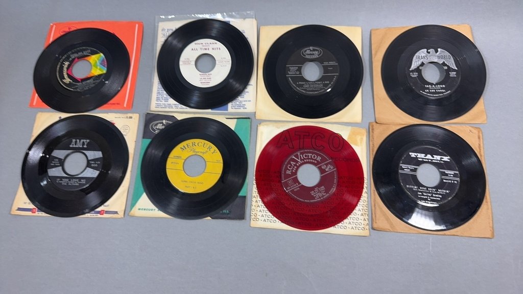 Property photo 67 - TIMED ONLINE ONLY MUSIC LEGENDS MEMORABILIA AUCTION IN ALLEN COUNTY INDIANA