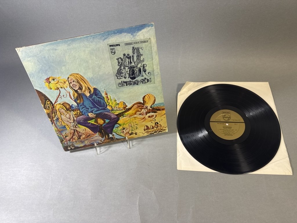 Property photo 181 - TIMED ONLINE ONLY MUSIC LEGENDS MEMORABILIA AUCTION IN ALLEN COUNTY INDIANA