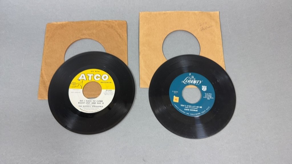 Property photo 204 - TIMED ONLINE ONLY MUSIC LEGENDS MEMORABILIA AUCTION IN ALLEN COUNTY INDIANA