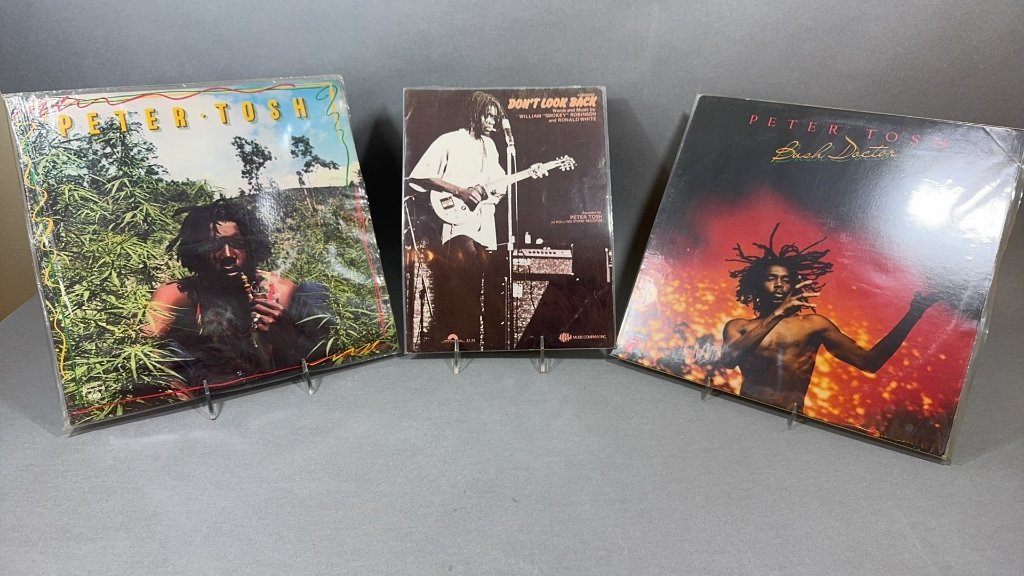 Property photo 220 - TIMED ONLINE ONLY MUSIC LEGENDS MEMORABILIA AUCTION IN ALLEN COUNTY INDIANA