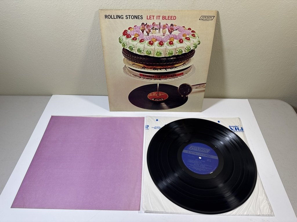 Property photo 227 - TIMED ONLINE ONLY MUSIC LEGENDS MEMORABILIA AUCTION IN ALLEN COUNTY INDIANA