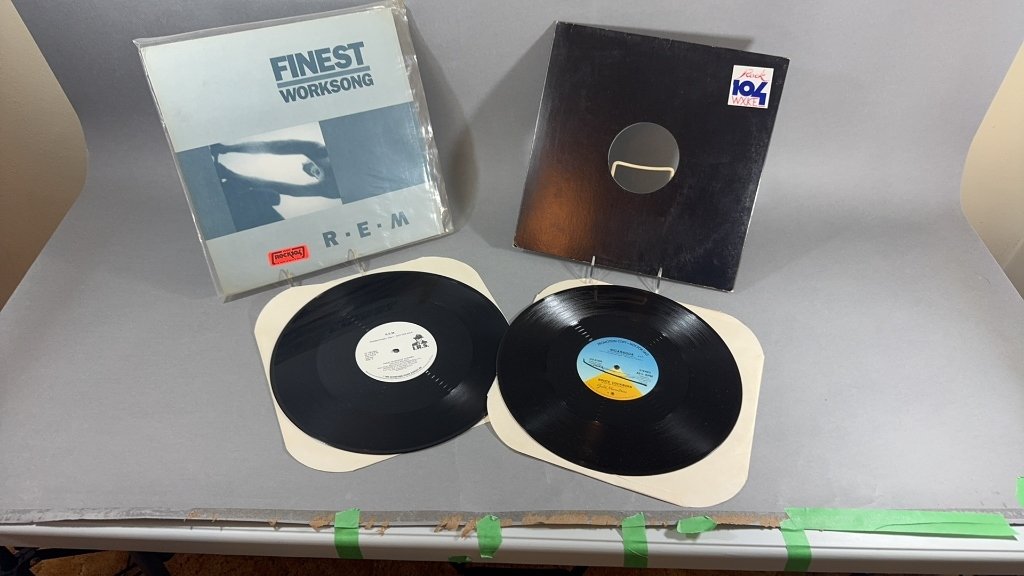 Property photo 228 - TIMED ONLINE ONLY MUSIC LEGENDS MEMORABILIA AUCTION IN ALLEN COUNTY INDIANA