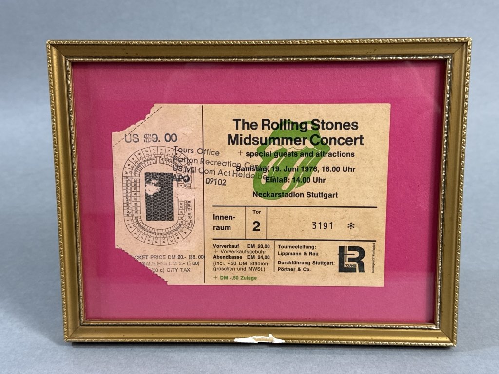 Property photo 310 - TIMED ONLINE ONLY MUSIC LEGENDS MEMORABILIA AUCTION IN ALLEN COUNTY INDIANA